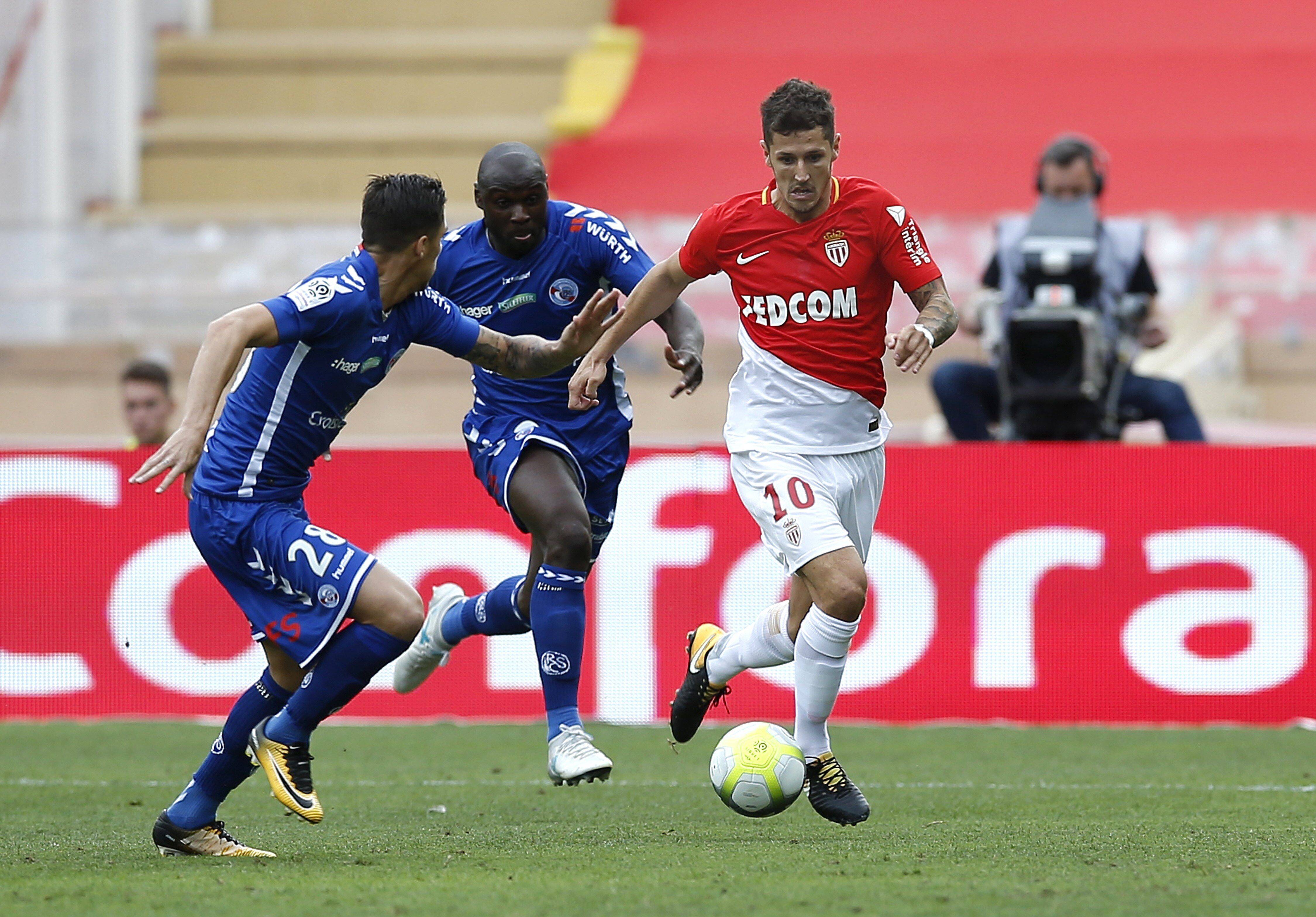 意大利足球联赛热点抢先看,精彩比赛不容错过的简单介绍 意大利足球联赛热点抢先看,精彩比赛不容错过的简单介绍