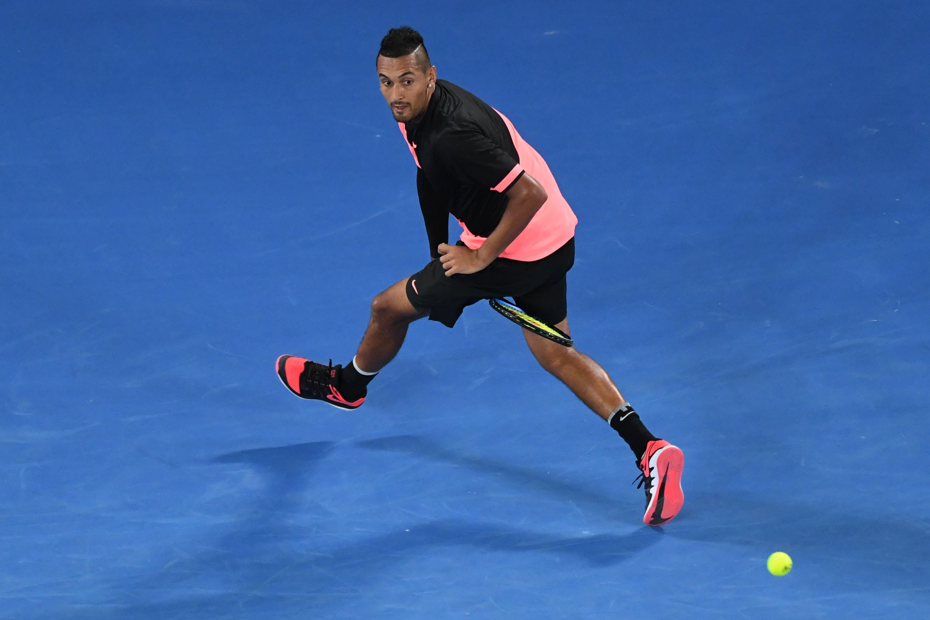 英国网球队轻取世界网球队,克耶高斯送出助攻的简单介绍 英国网球队轻取世界网球队,克耶高斯送出助攻的简单介绍