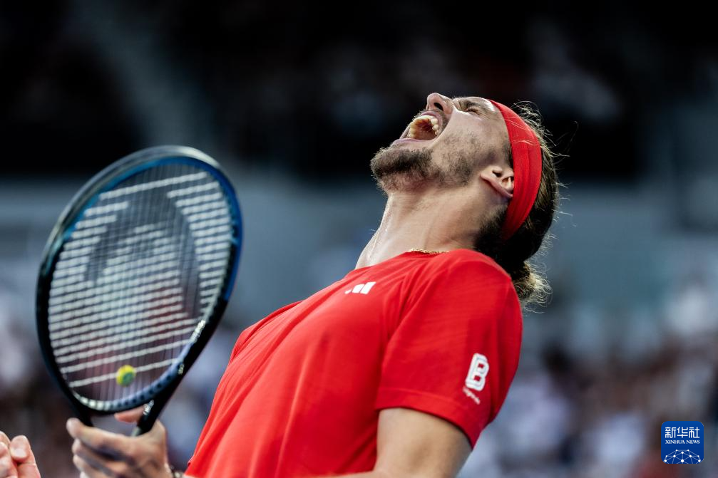 澳大利亚网球队鏖战日本网球队，兹维列夫惊艳世界的简单介绍