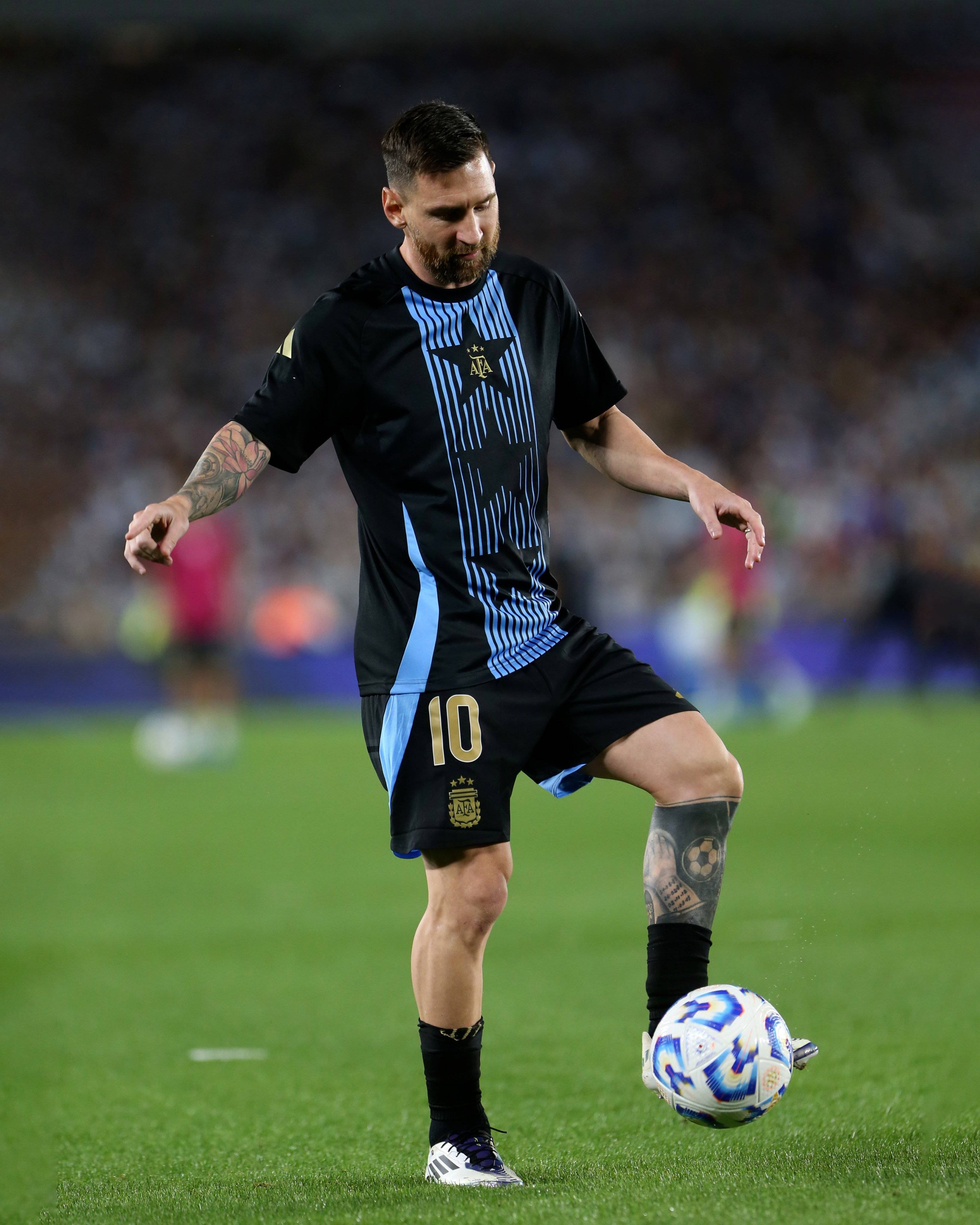 包含科尔多瓦主场失利，近期状态低迷的词条