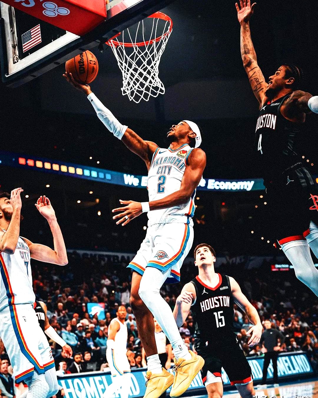 雷霆完胜公牛，拉塞尔制霸全场