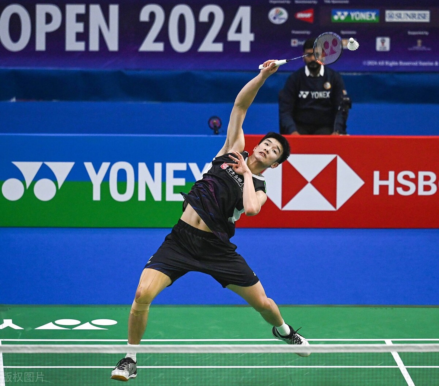 包含英格兰羽毛球队力克日本羽毛球队，安赛龙关键制胜的词条