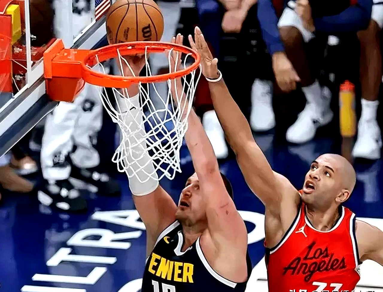 法国男篮轻取快船，特雷杨统治全场的简单介绍