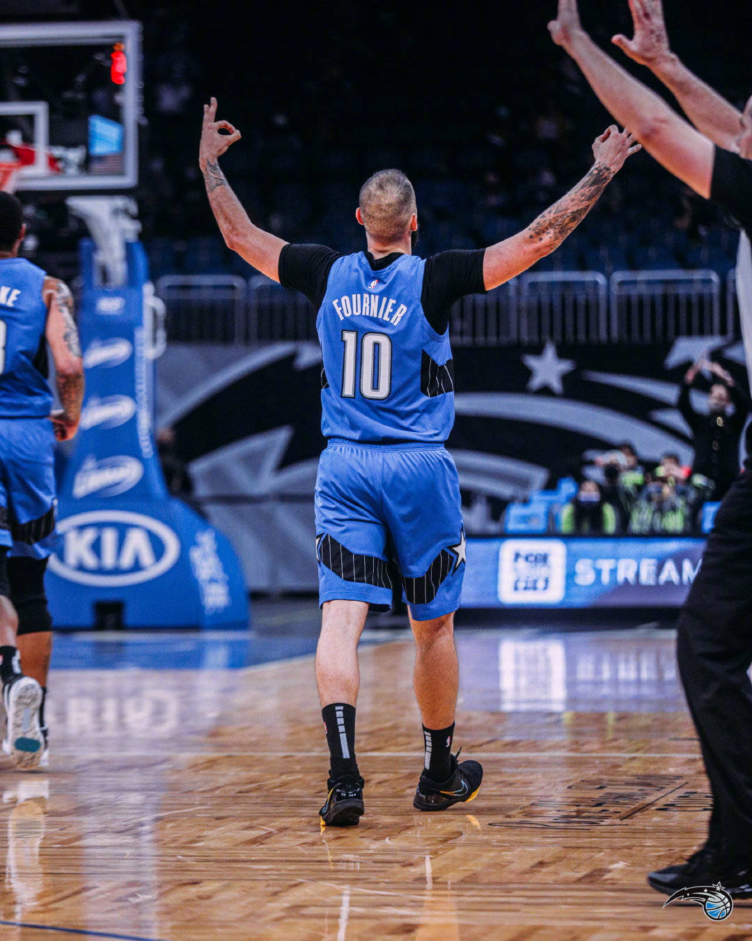 关于福建队翻盘新疆队，武切维奇状态火热的信息