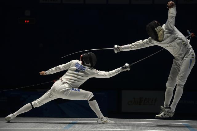 瑞典击剑选手奋力拼搏，霸气夺得个人赛金牌！