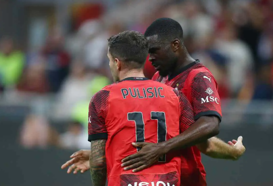 AC米兰球员受伤无法参加下一场比赛 AC米兰球员受伤无法参加下一场比赛