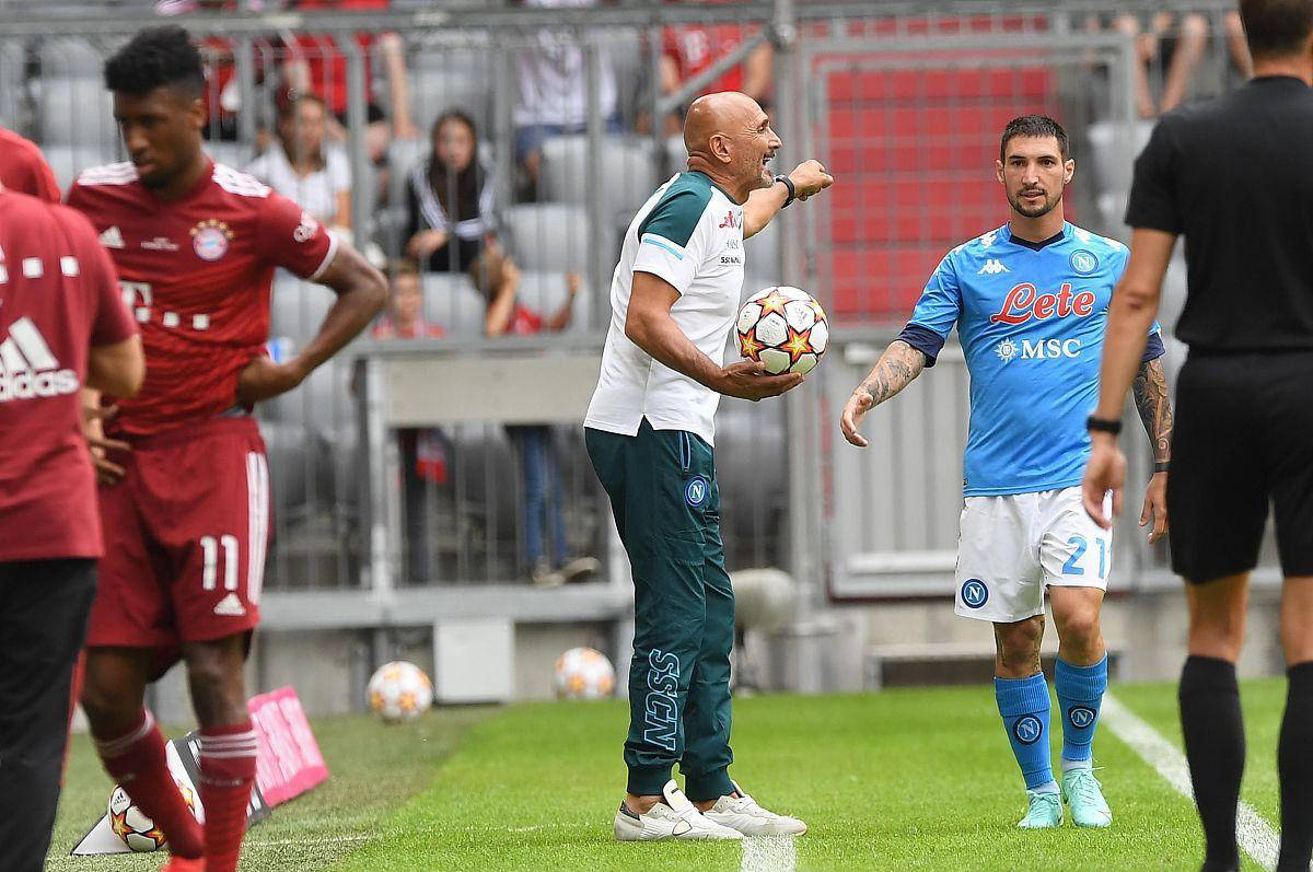 包含那不勒斯客场惨败，表现疲态十足的词条