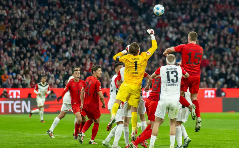 拜仁慕尼黑获胜，晋级下一轮比赛