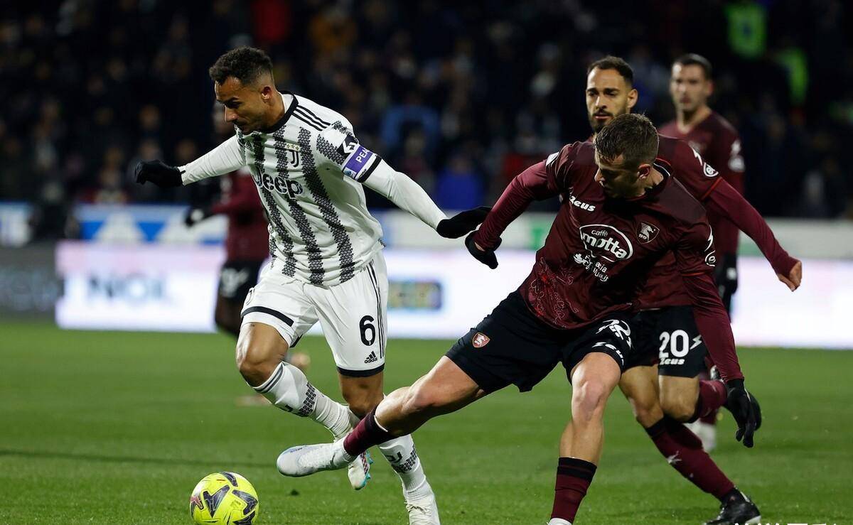 关于萨拉戈萨主场失利,保级前景仍不明朗的信息 关于萨拉戈萨主场失利,保级前景仍不明朗的信息