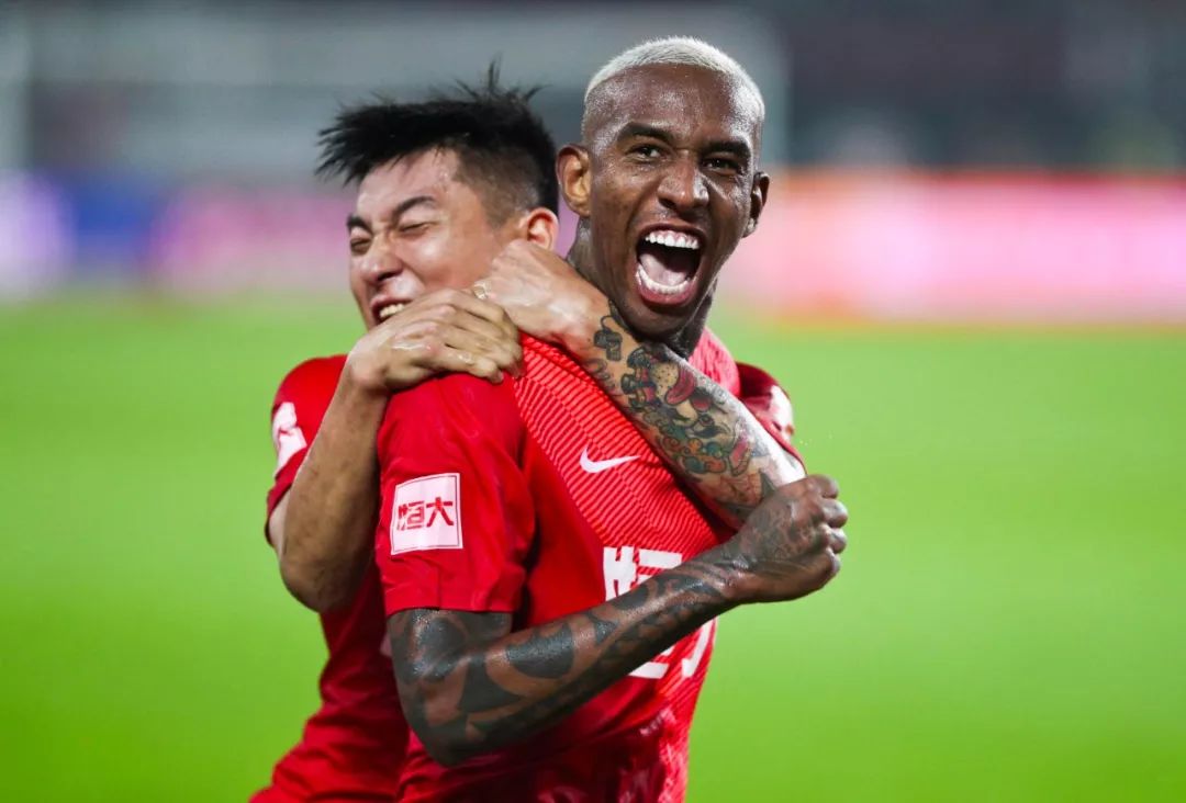 关于恒大主场取胜，国家德比保持不败纪录的信息