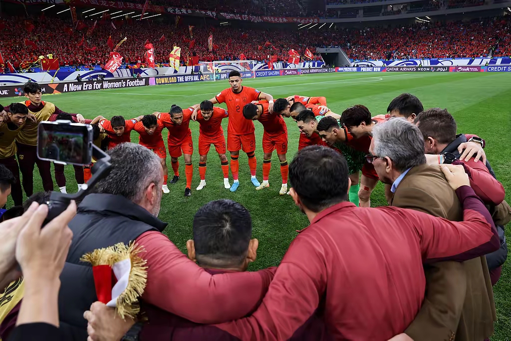 印尼队险胜马来西亚队，黄鸭组合统治全场的简单介绍