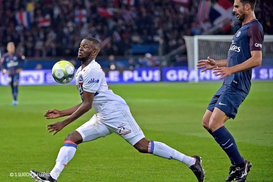 包含瑞典碾压里昂，门迪刷新纪录的词条