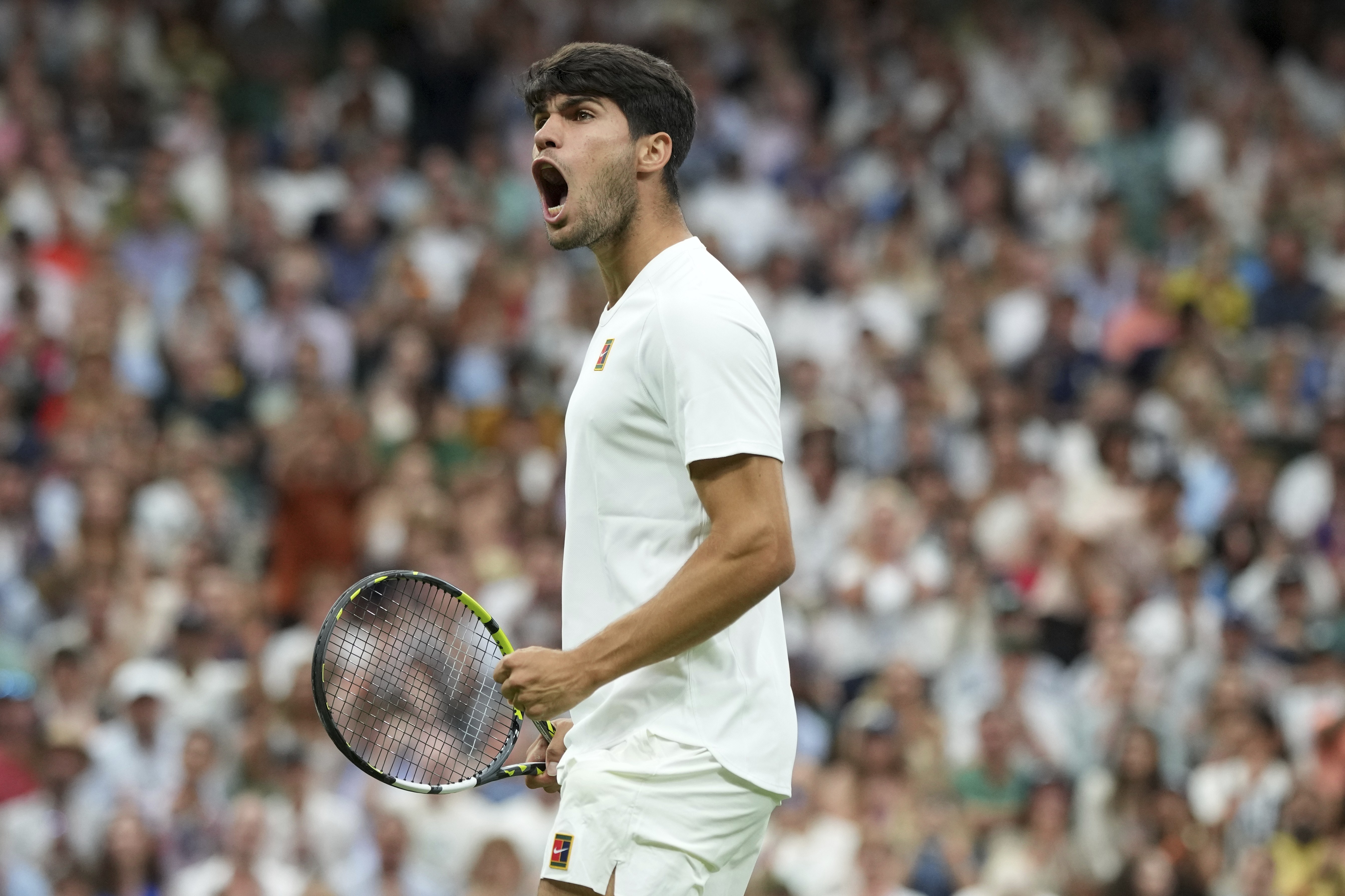 关于法网轻取温网，阿尔卡拉斯点燃赛场的信息