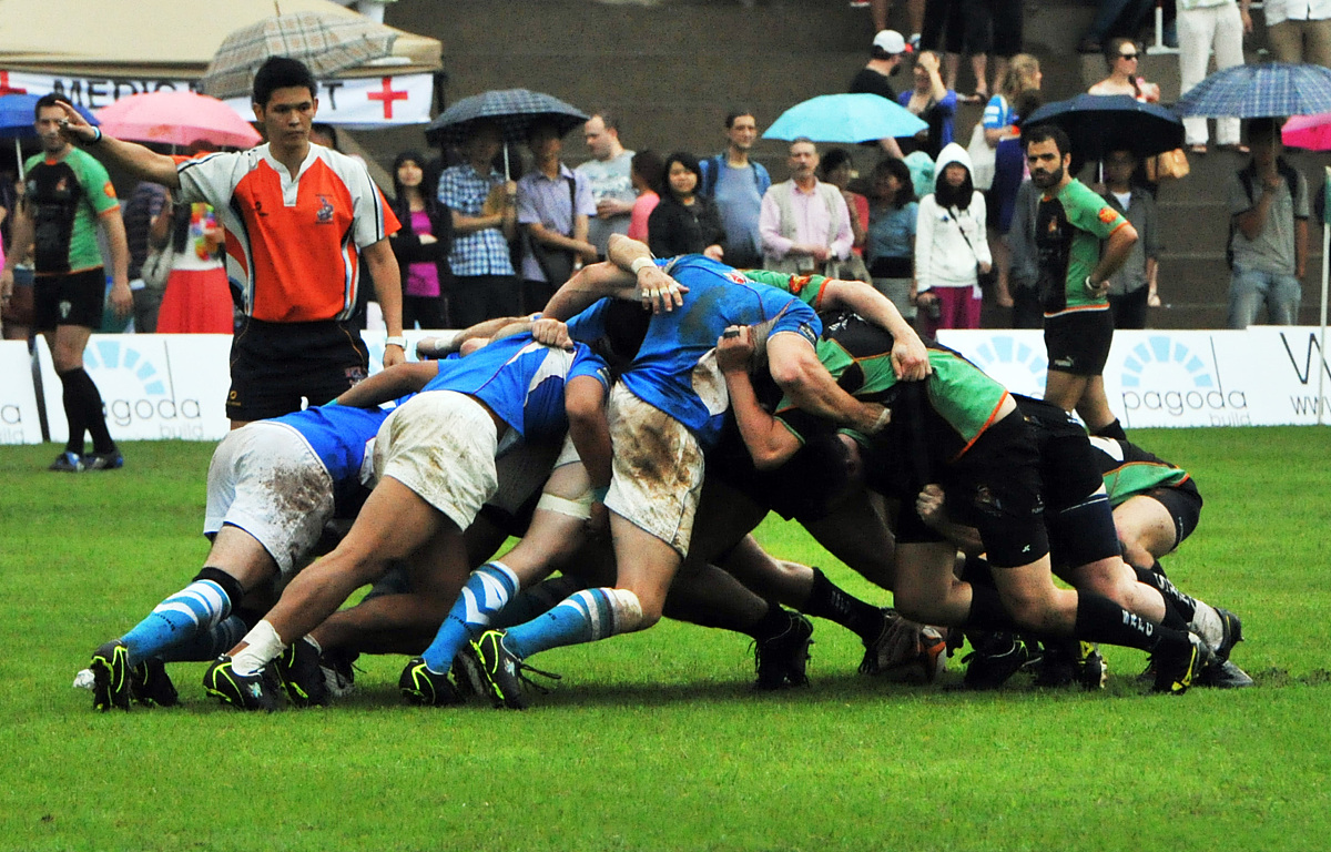 金戈铁马，运动员们共同迎战体育赛场挑战的简单介绍