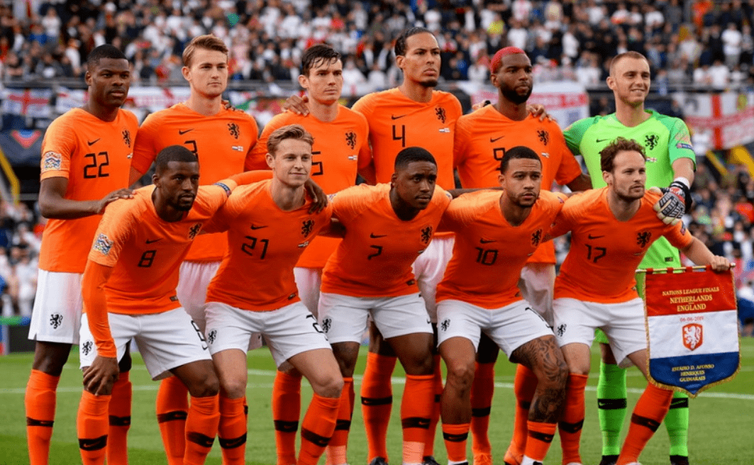 欧洲杯预选赛结果：荷兰队晋级下一轮