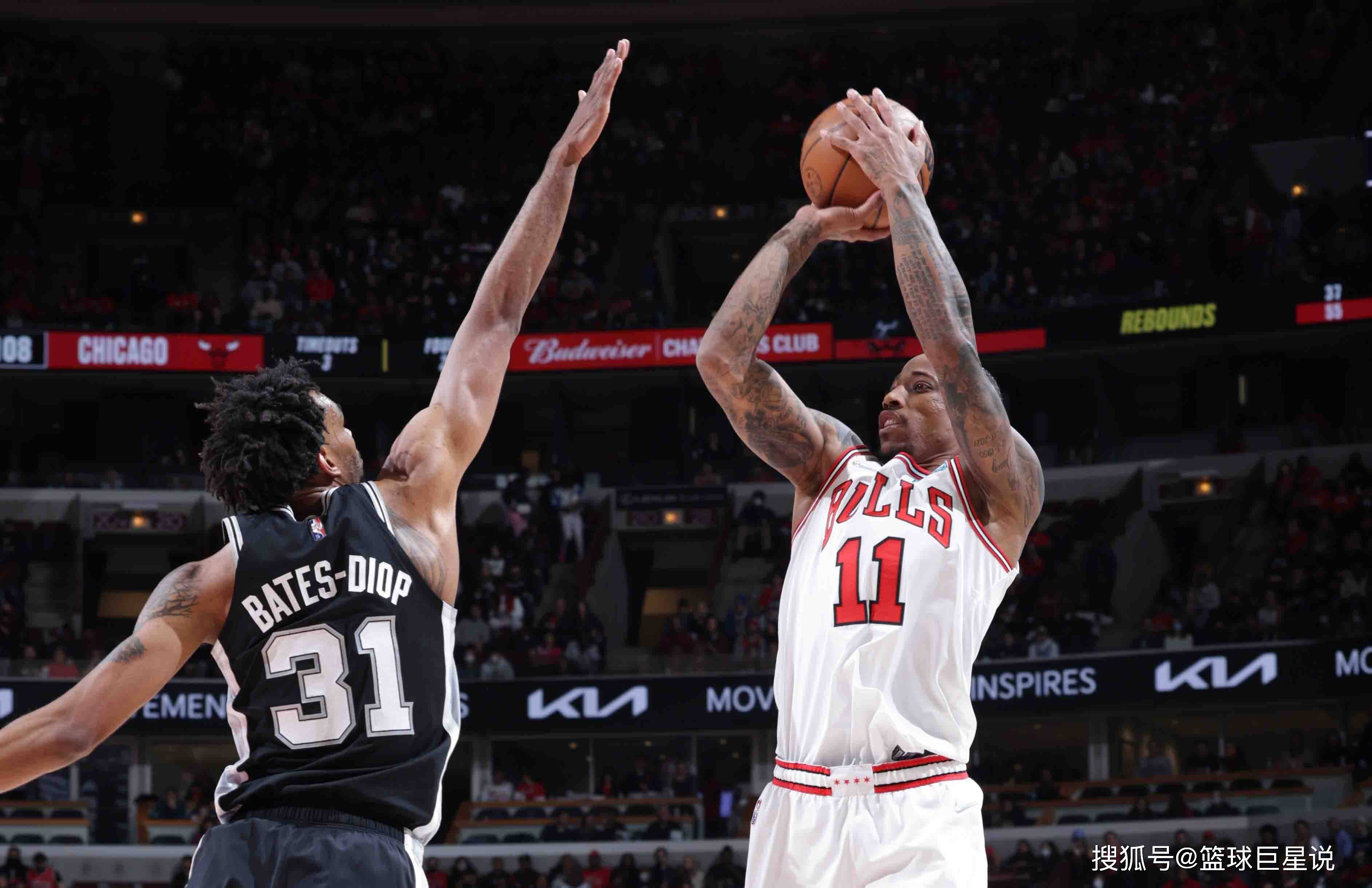 包含76人完胜公牛，麦科勒姆完成帽子戏法的词条