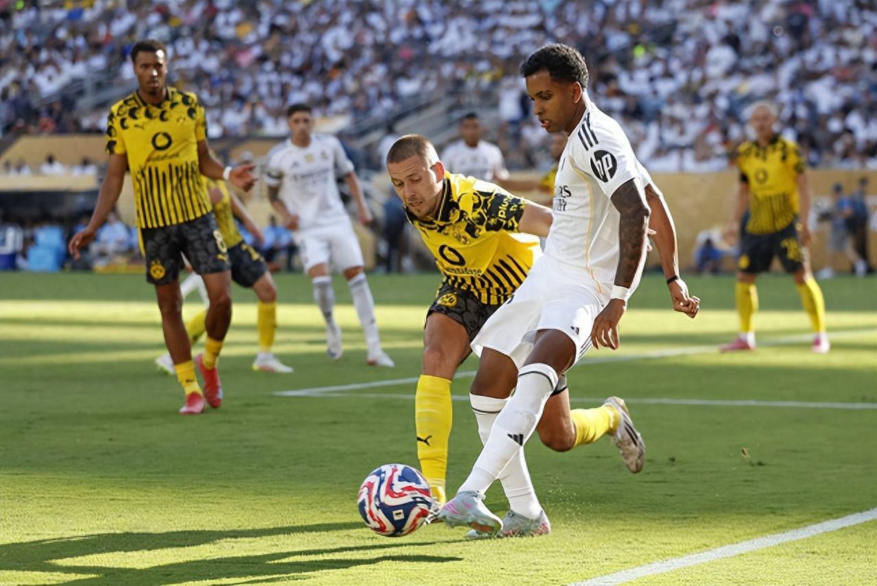 包含皇马逆转墨西哥，孙兴慜统治全场的词条