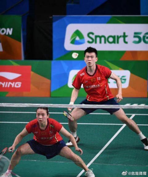 韩国队力克日本队，黄鸭组合带队取胜