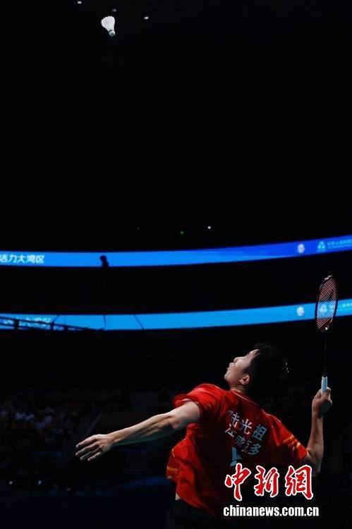 包含印尼队鏖战德国队，黄鸭组合状态火热的词条