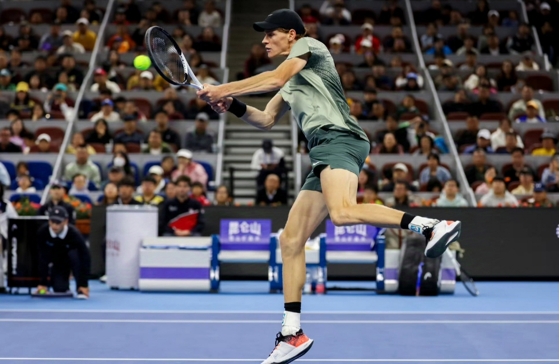 西班牙网球队力克意大利网球队,阿尔卡拉斯绝境逆转的简单介绍 西班牙网球队力克意大利网球队,阿尔卡拉斯绝境逆转的简单介绍