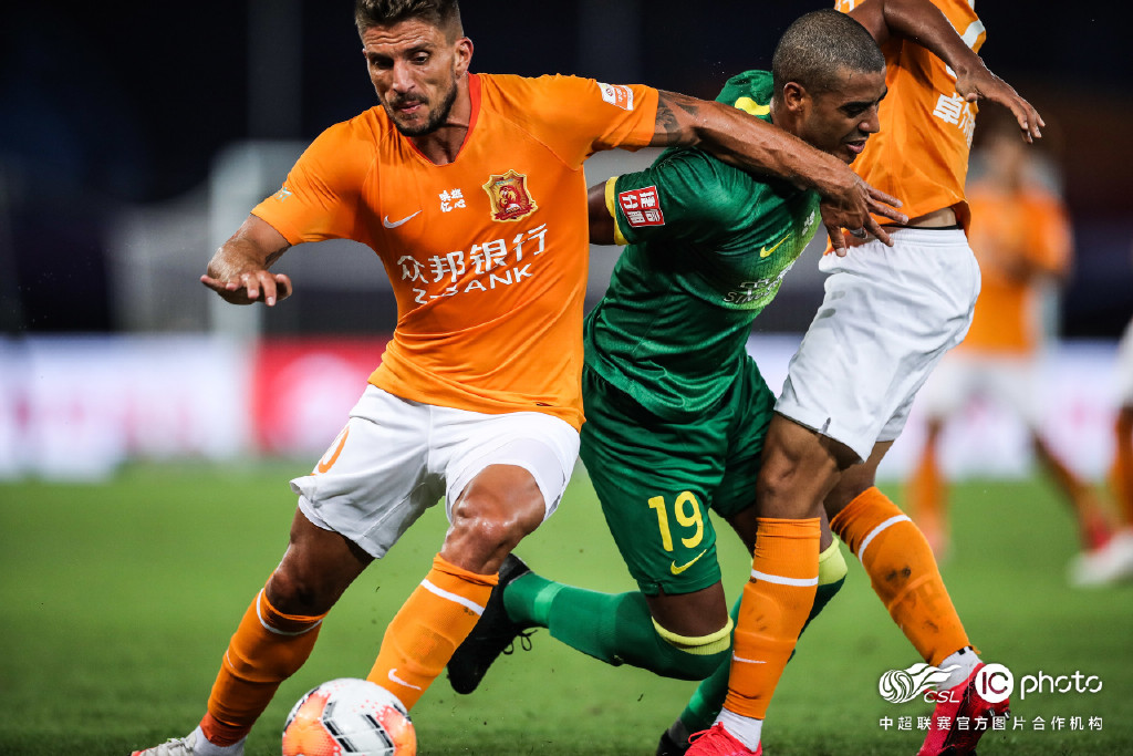 关于武汉卓尔队内部深夜会议加强默契的信息