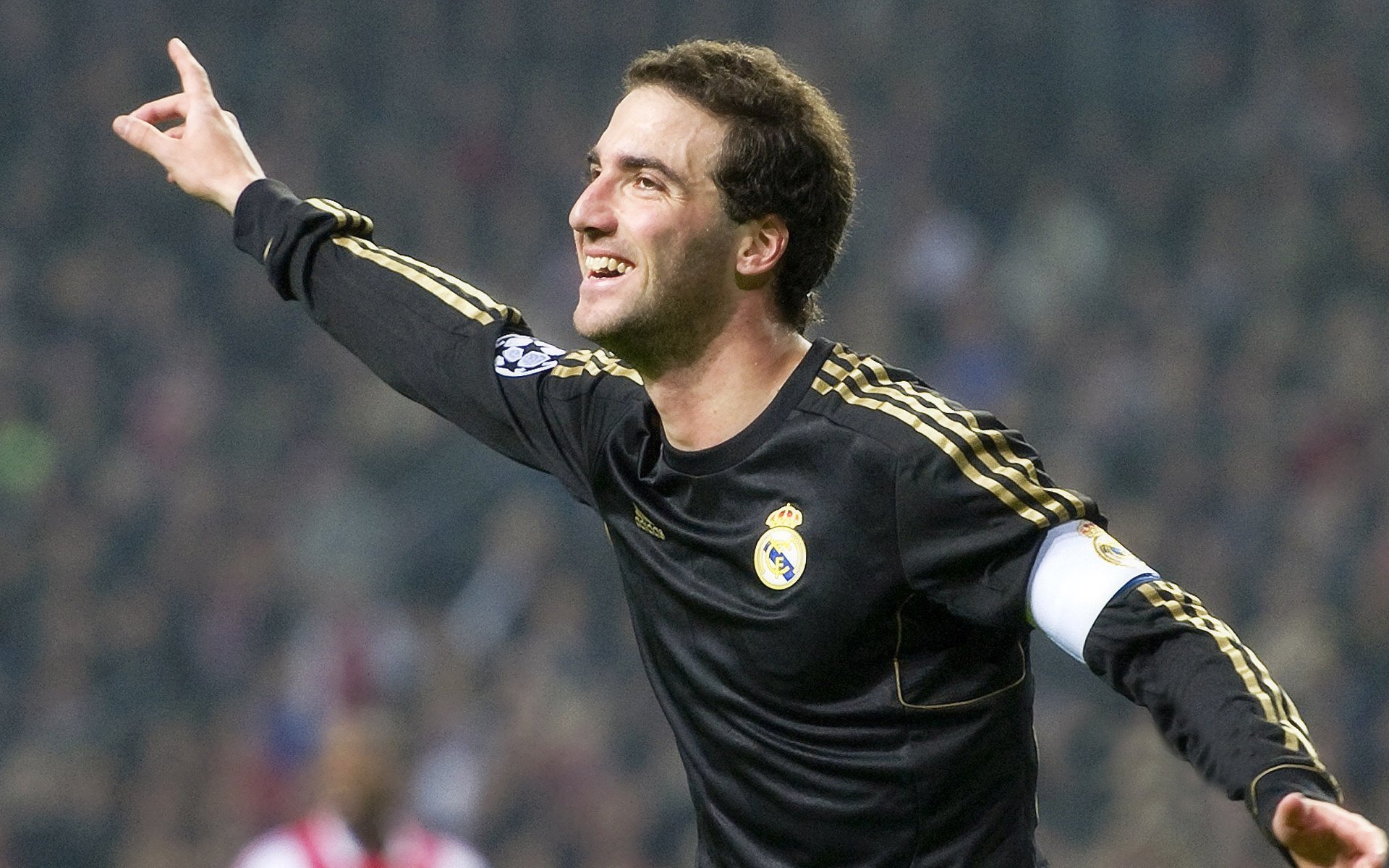 开云体育下载-新王登基！帕尔默一锤定音，委内瑞拉强势击溃波兰锁定关键胜利